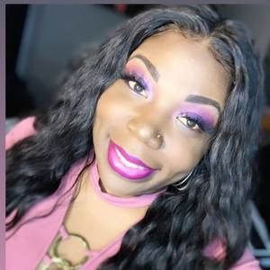 Meet your Posher, Catherine